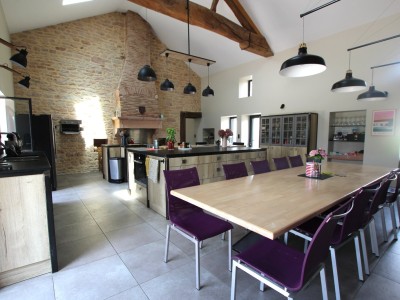 PROPRIETE A VENDRE - TOURNUS - 338 m2 - 845 000 €