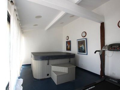 PROPRIETE A VENDRE - TOURNUS - 231 m2 - 575 000 &euro;