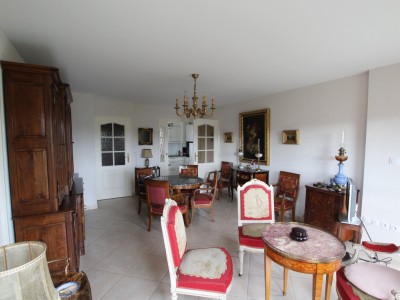 APPARTEMENT T3 - TOURNUS - 64,12 m2 - VENDU