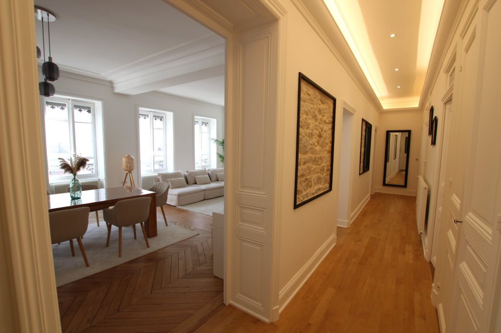 APPARTEMENT T4 - CHALON SUR SAONE - 145 m2 - VENDU