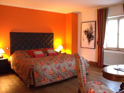 APPARTEMENT T4 A VENDRE - TOURNUS - 200 m2 - 350�000�&euro;