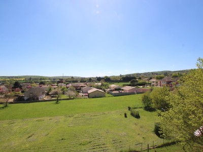 APPARTEMENT T4 A VENDRE - TOURNUS - 68.29 m2 - 72 000 &euro;