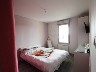 MAISON MODERNE DE PLAIN-PIED A VENDRE - SIMANDRE - 167 m2 - 329000 €