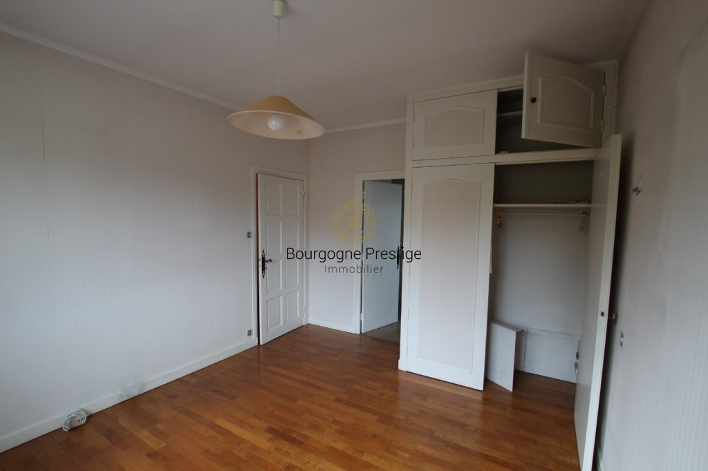 LOCAL D ACTIVITE A VENDRE - SENNECEY LE GRAND - 2440 m2 - 620 000 &euro;