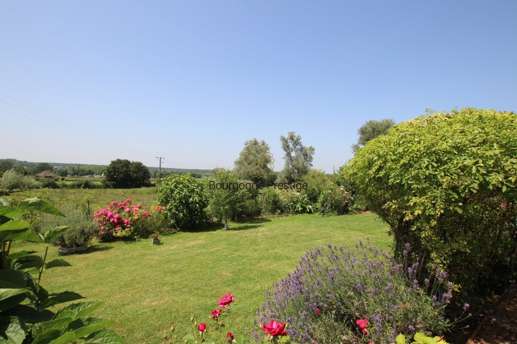 MAISON A VENDRE - CUISERY - 248 m2 - 319 000 &euro;