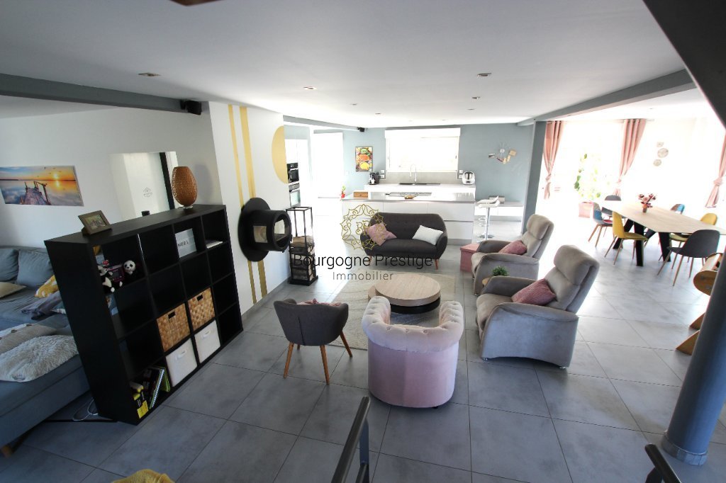 MAISON A VENDRE - MACON - 223 m2 - 589 000 &euro;
