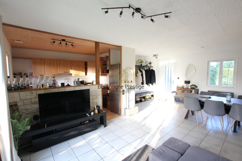 MAISON A VENDRE - SENNECEY LE GRAND - 113 m2 - 232�000�&euro;