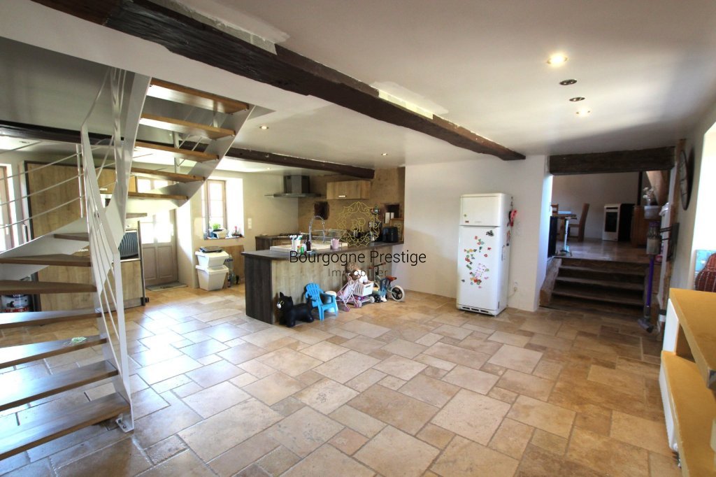 MAISON A VENDRE - SENNECEY LE GRAND - 162 m2 - 285 000 &euro;