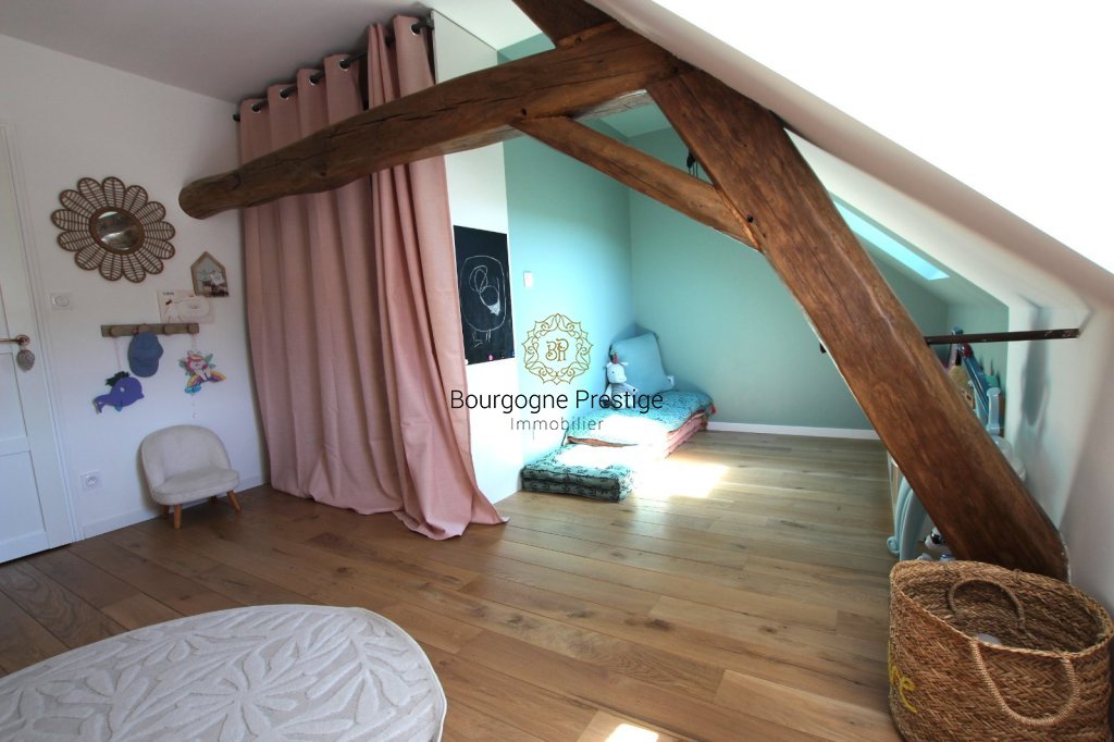 MAISON A VENDRE - SENNECEY LE GRAND - 162 m2 - 285 000 &euro;