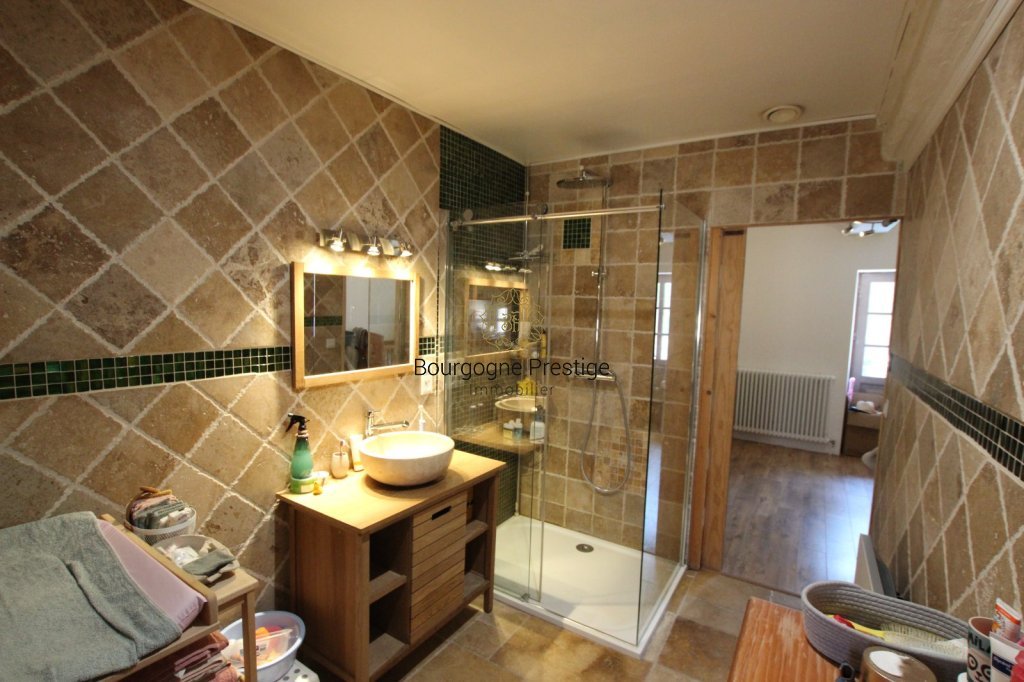 MAISON A VENDRE - SENNECEY LE GRAND - 162 m2 - 285 000 &euro;