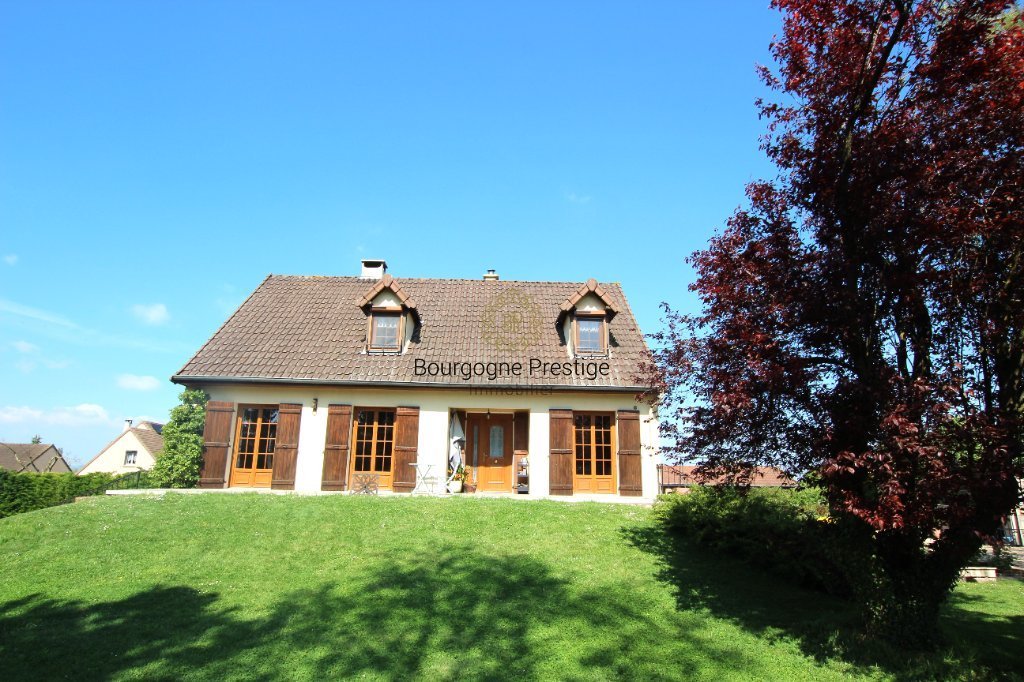MAISON A VENDRE - SENNECEY LE GRAND - 151 m2 - 349 000 &euro;