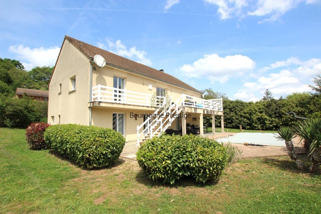 MAISON A VENDRE - ST GENGOUX LE NATIONAL - 202 m2 - 585 000 &euro;