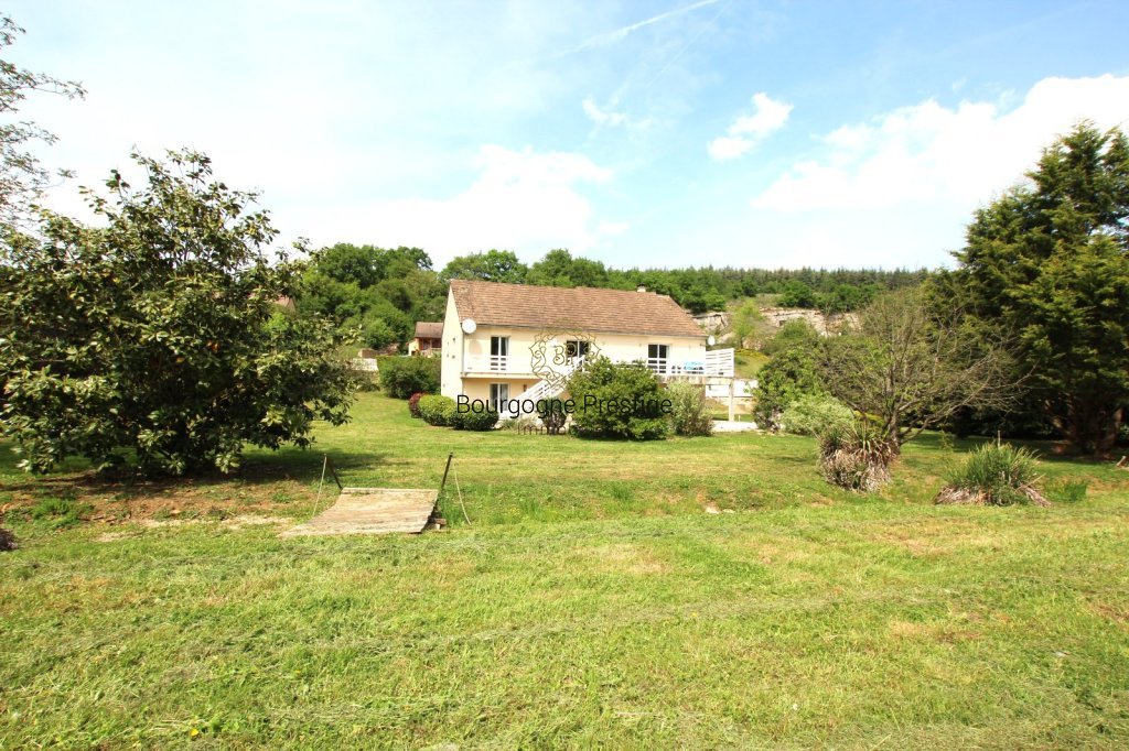 MAISON A VENDRE - ST GENGOUX LE NATIONAL - 202 m2 - 585 000 &euro;