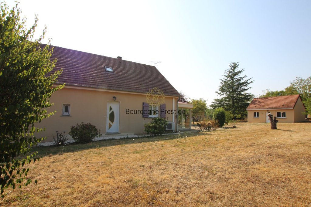 MAISON A VENDRE - ST GENGOUX LE NATIONAL - 132 m2 - 349 000 &euro;