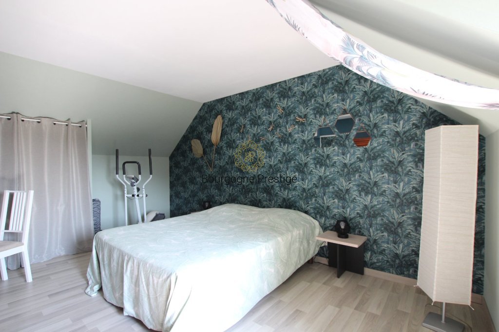 MAISON A VENDRE - ST GENGOUX LE NATIONAL - 132 m2 - 349 000 &euro;