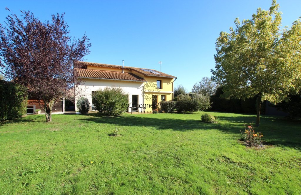 MAISON CONTEMPORAINE A OSSATURE BOIS A VENDRE - TOURNUS - 134 m2 - 289 000 €