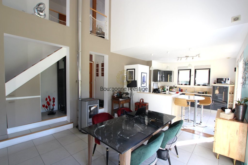 MAISON CONTEMPORAINE A OSSATURE BOIS A VENDRE - TOURNUS - 134 m2 - 289 000 €