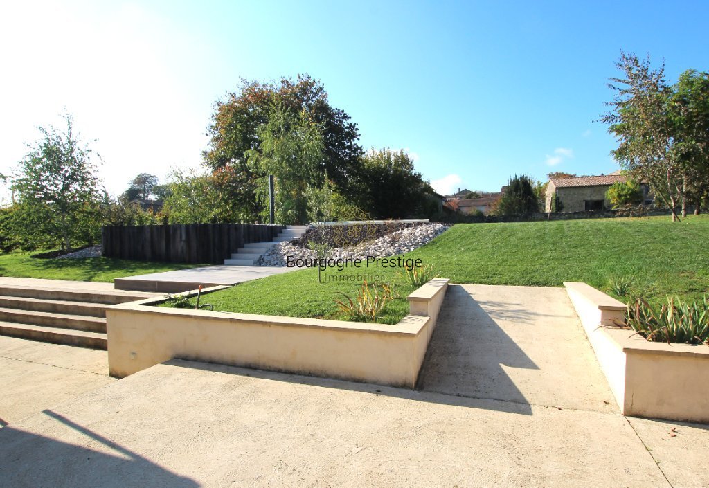 MAISON A VENDRE - TOURNUS - 221 m2 - 479 000 €