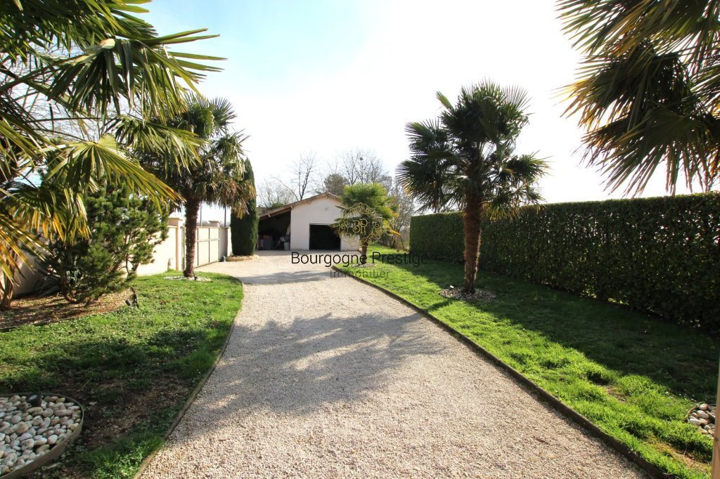 MAISON A VENDRE - TOURNUS - 135 m2 - 329�000�&euro;