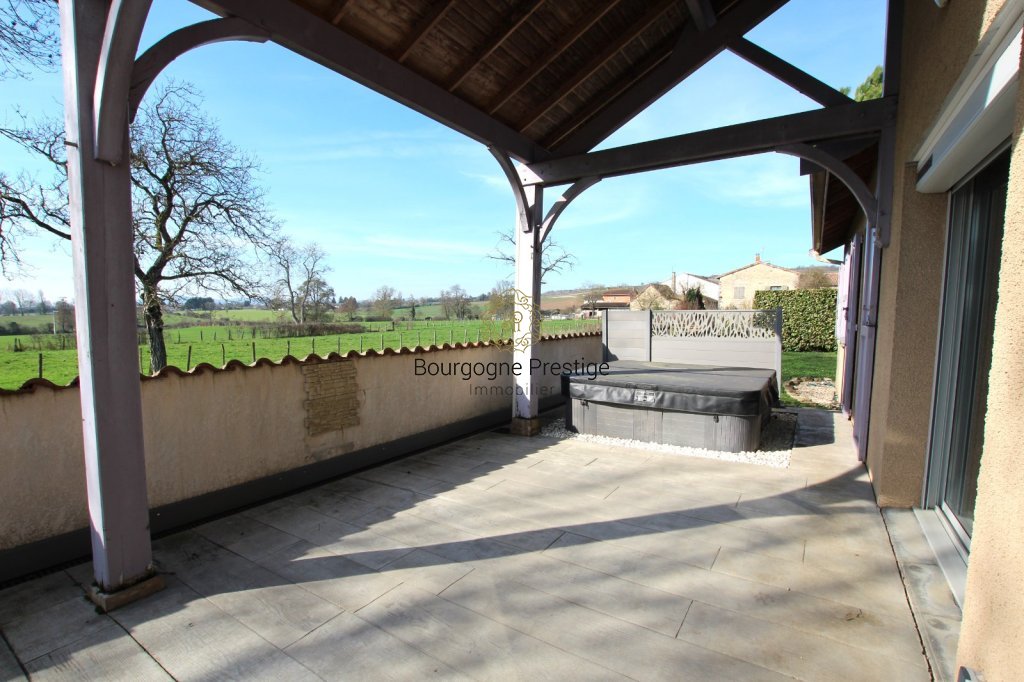 MAISON A VENDRE - TOURNUS - 135 m2 - 329�000�&euro;