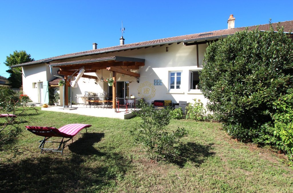 MAISON A VENDRE - TOURNUS - 161 m2 - 279�000�&euro;