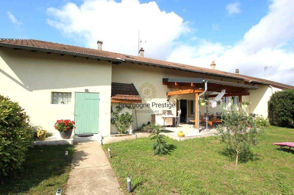 MAISON A VENDRE - TOURNUS - 161 m2 - 279�000�&euro;