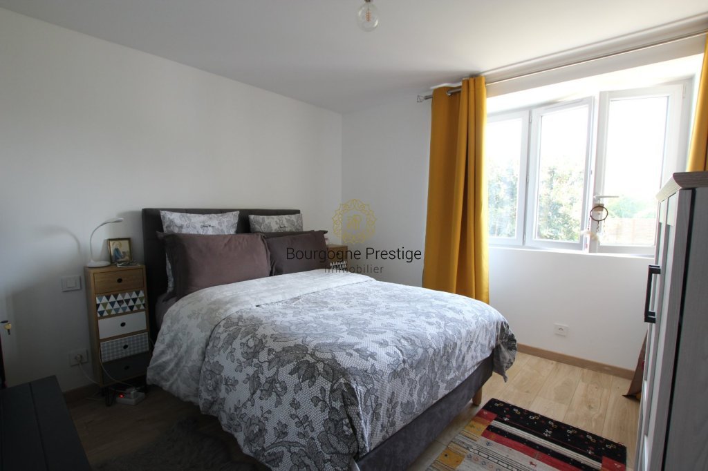 MAISON A VENDRE - TOURNUS - 161 m2 - 279�000�&euro;