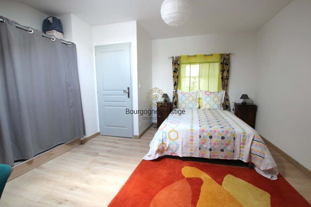 MAISON A VENDRE - TOURNUS - 161 m2 - 279�000�&euro;