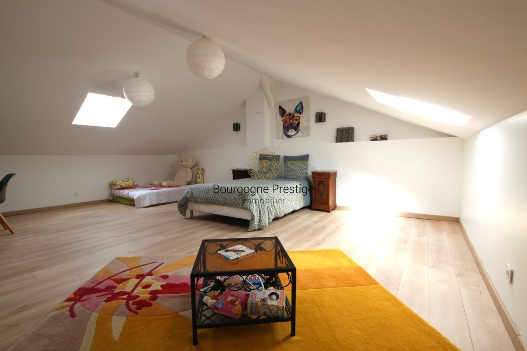 MAISON A VENDRE - TOURNUS - 161 m2 - 279�000�&euro;