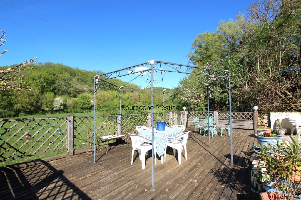 MAISON A VENDRE - TOURNUS - 320 m2 - 213 000 &euro;