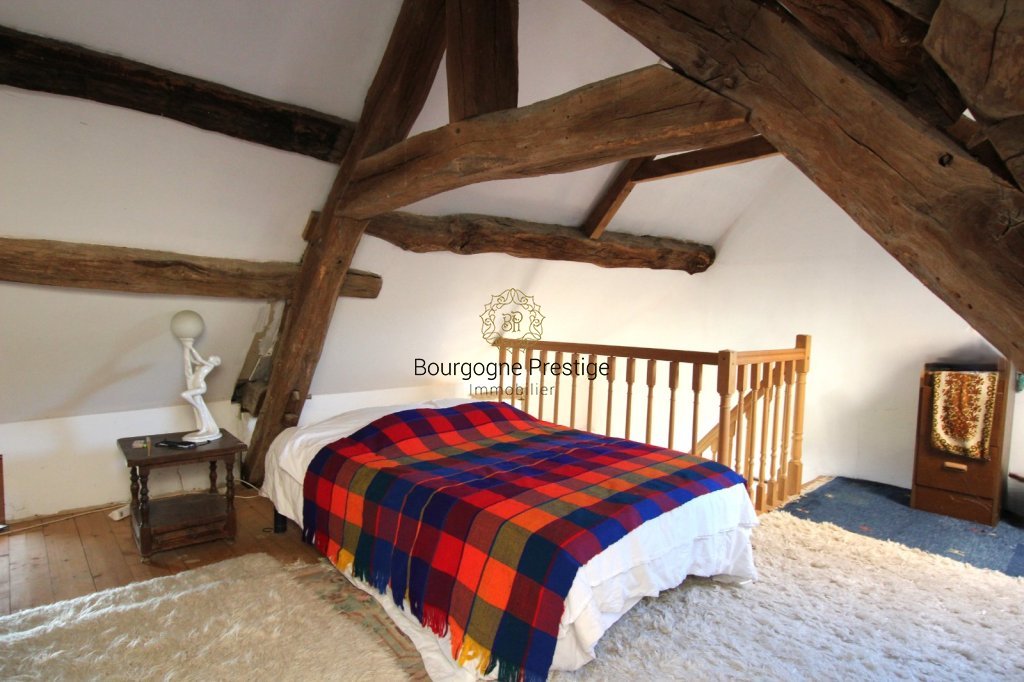 MAISON A VENDRE - TOURNUS - 320 m2 - 213 000 &euro;