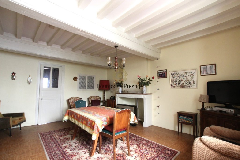 MAISON A VENDRE - TOURNUS - 137 m2 - 129 000 &euro;