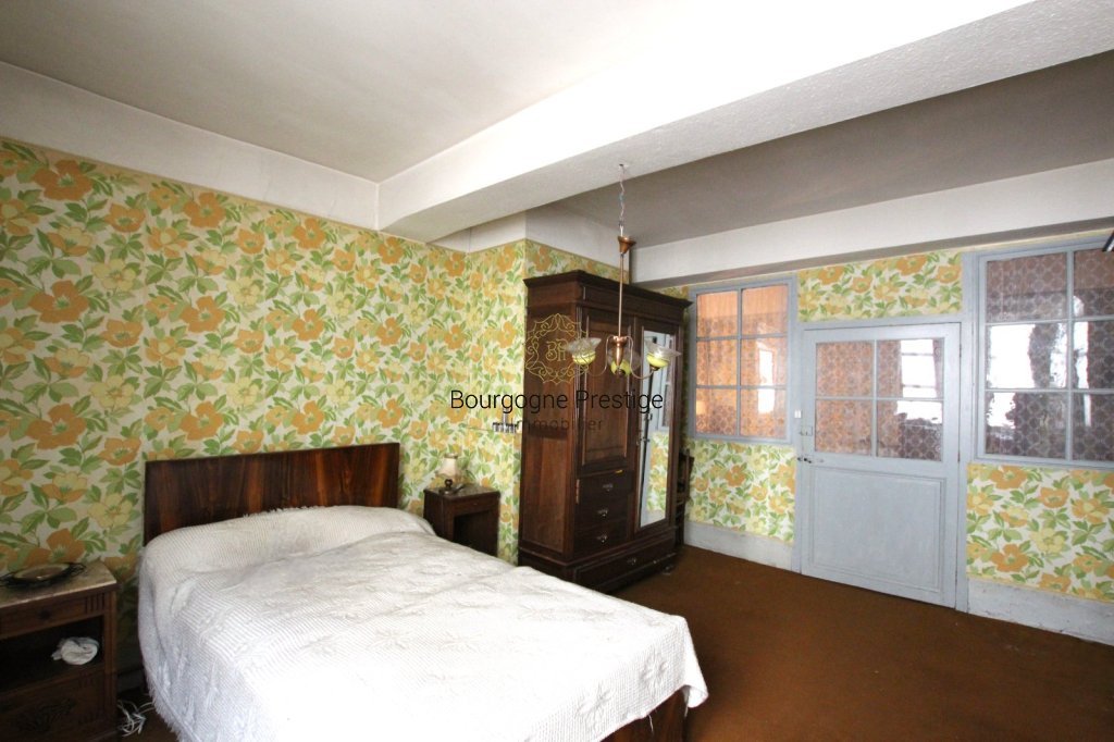 MAISON A VENDRE - TOURNUS - 137 m2 - 129 000 &euro;