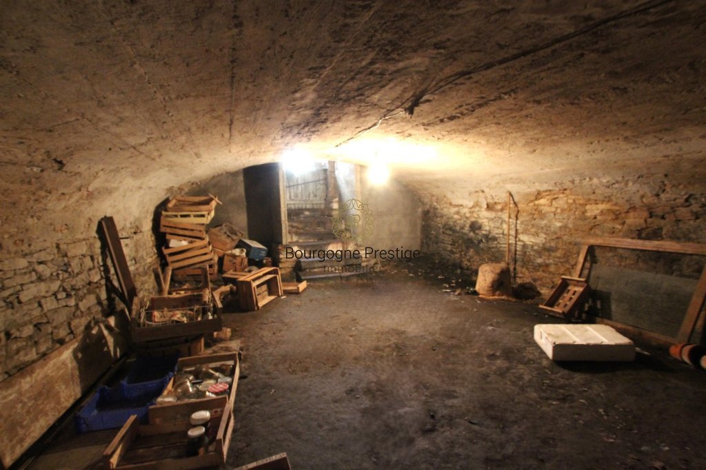 MAISON A VENDRE - TOURNUS - 137 m2 - 129 000 &euro;