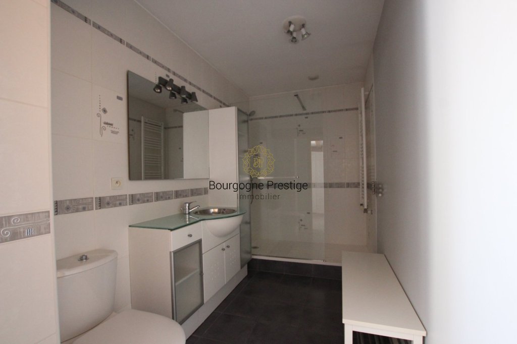 MAISON A VENDRE - TOURNUS - 87 m2 - 171 000 &euro;