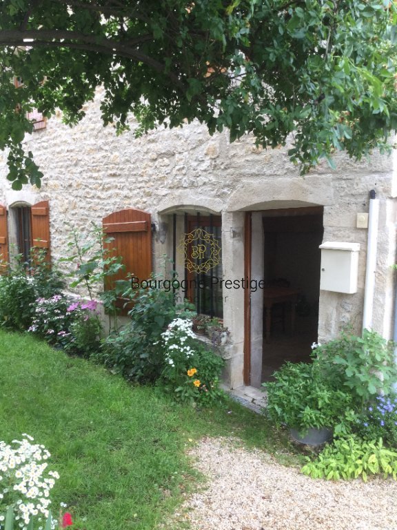MAISON A VENDRE - TOURNUS - 185 m2 - 259 000 &euro;