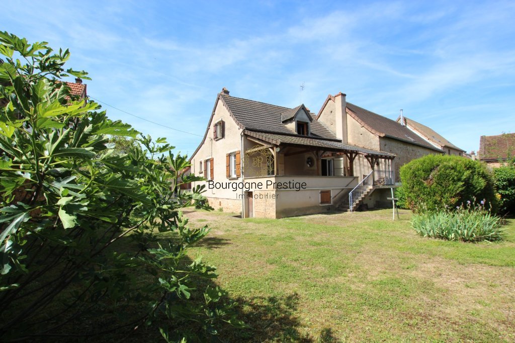 MAISON A VENDRE - TOURNUS - 107 m2 - 198 000 &euro;