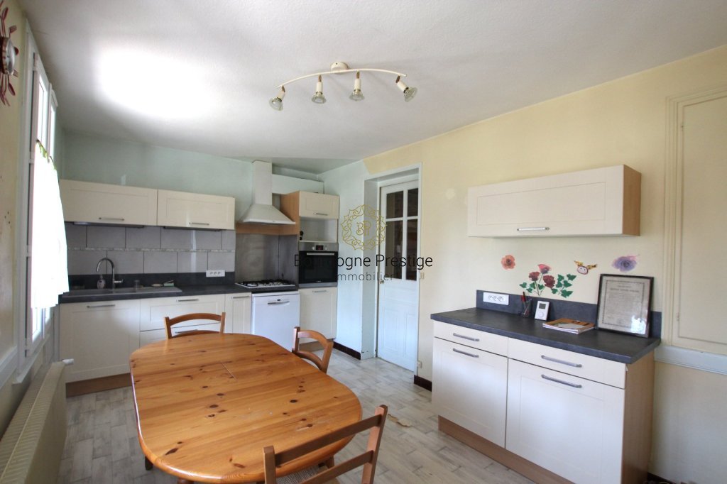 MAISON A VENDRE - TOURNUS - 107 m2 - 198 000 &euro;