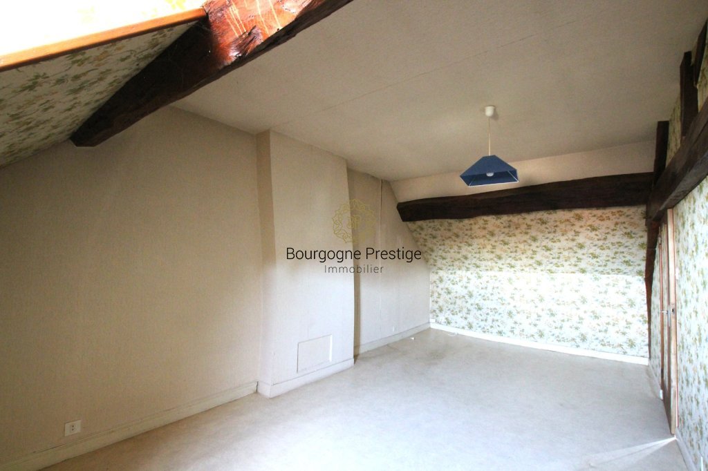 MAISON A VENDRE - TOURNUS - 107 m2 - 198 000 &euro;