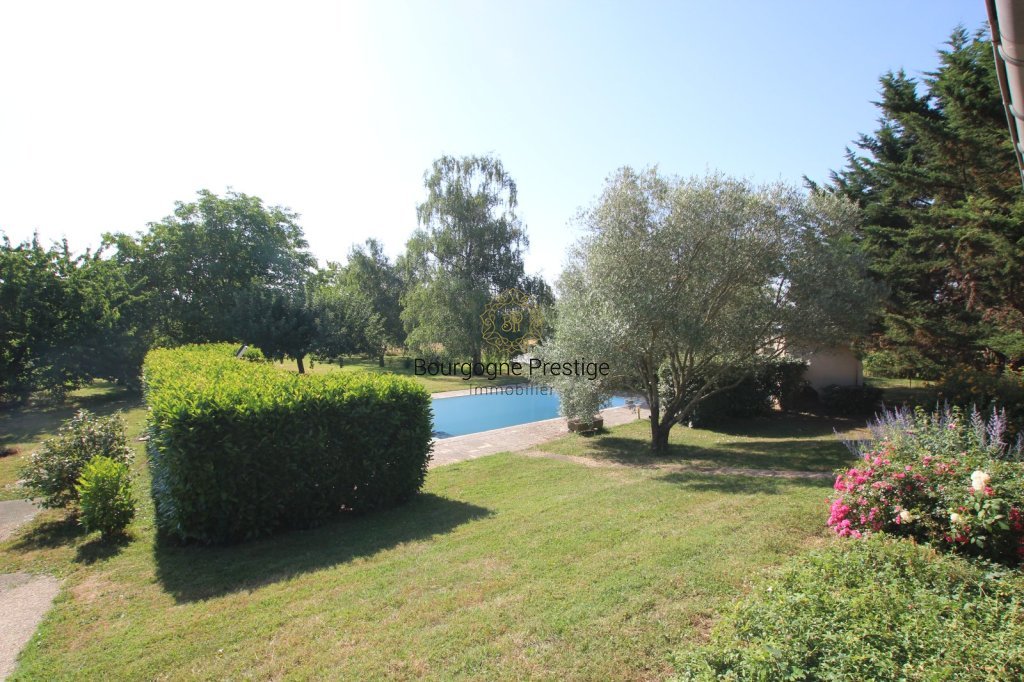 MAISON A VENDRE - TOURNUS - 139 m2 - 338 000 &euro;
