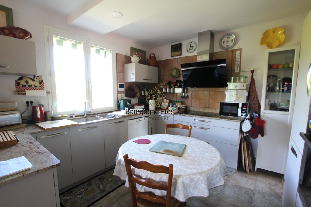 MAISON A VENDRE - TOURNUS - 139 m2 - 338 000 &euro;