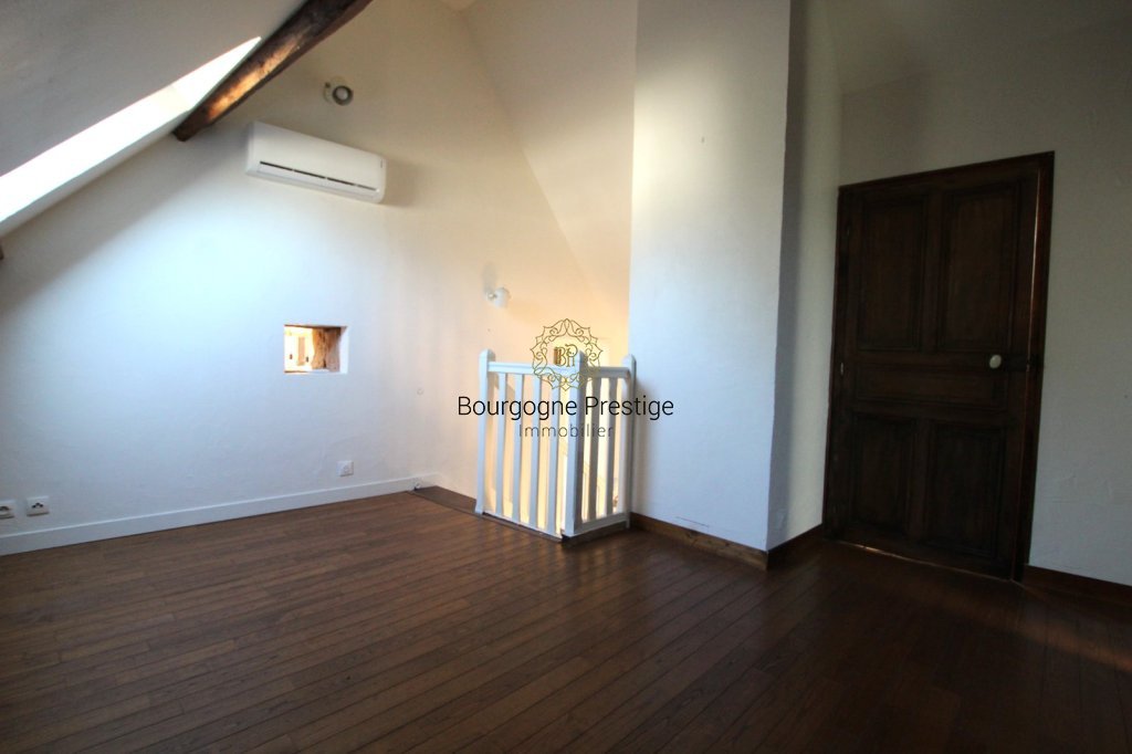 MAISON A VENDRE - TOURNUS - 112 m2 - 195 000 &euro;