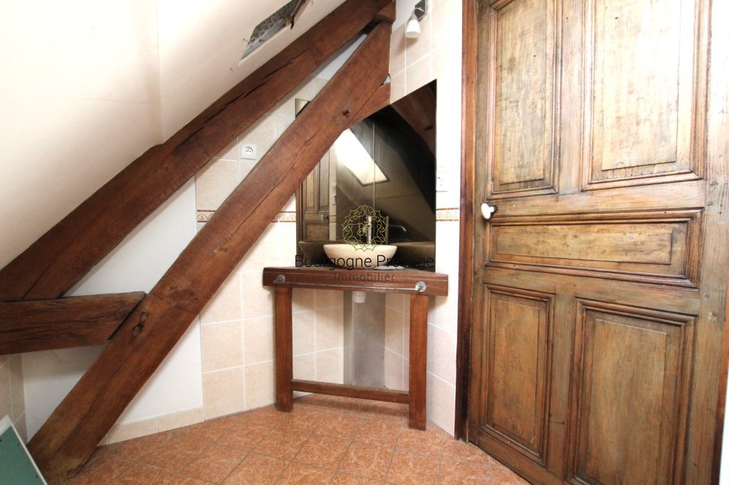 MAISON A VENDRE - TOURNUS - 112 m2 - 195 000 &euro;