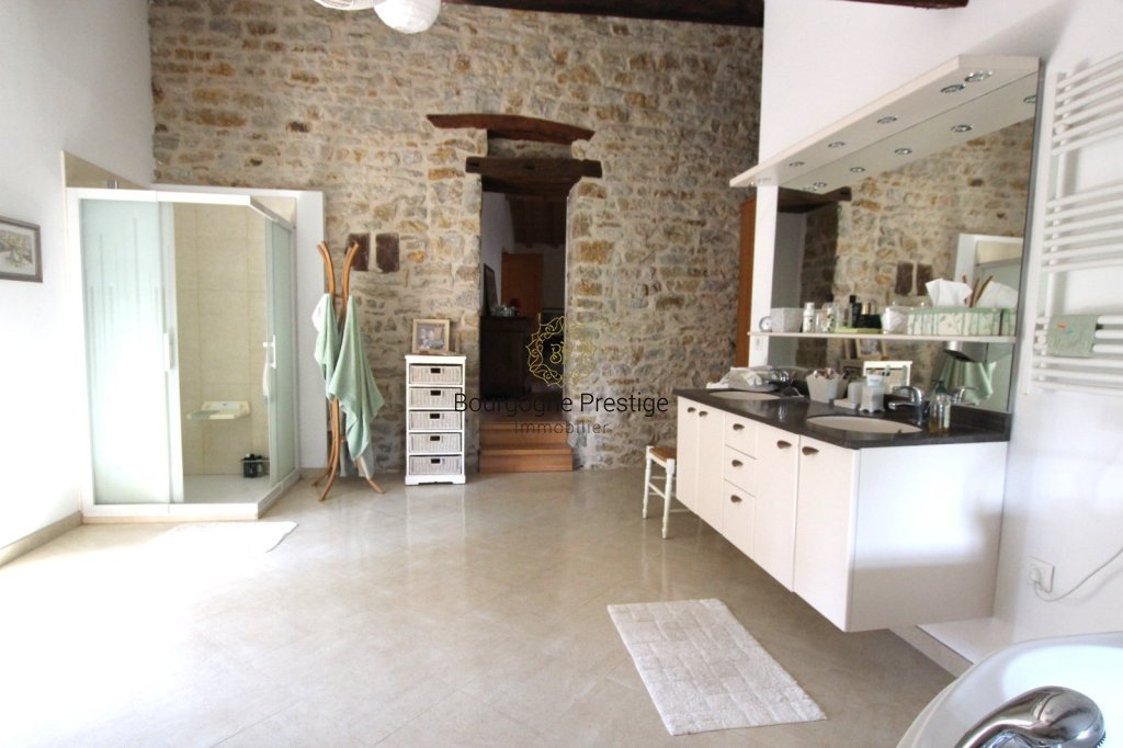 MAISON A VENDRE - TOURNUS - 231 m2 - 425 000 &euro;