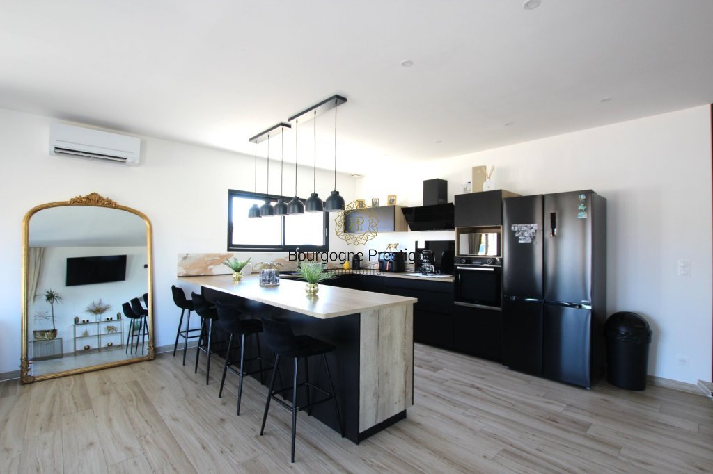 MAISON A VENDRE - TOURNUS - 124 m2 - 263 000 &euro;
