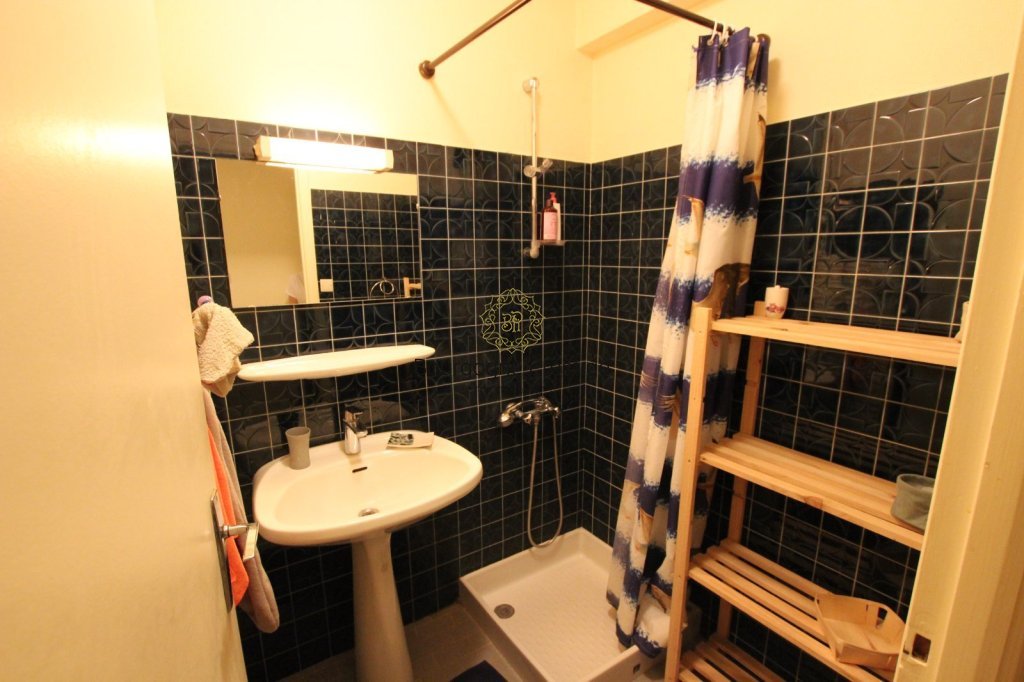 MAISON A VENDRE - TOURNUS - 220 m2 - 243 000 &euro;