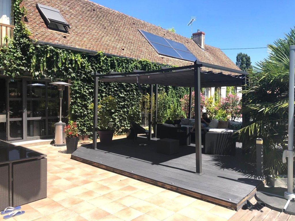 PROPRIETE A VENDRE - CHALON SUR SAONE - 293 m2 - 670 000 &euro;
