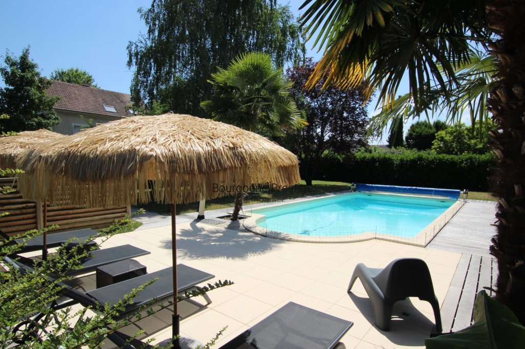 PROPRIETE A VENDRE - CHALON SUR SAONE - 293 m2 - 670 000 &euro;