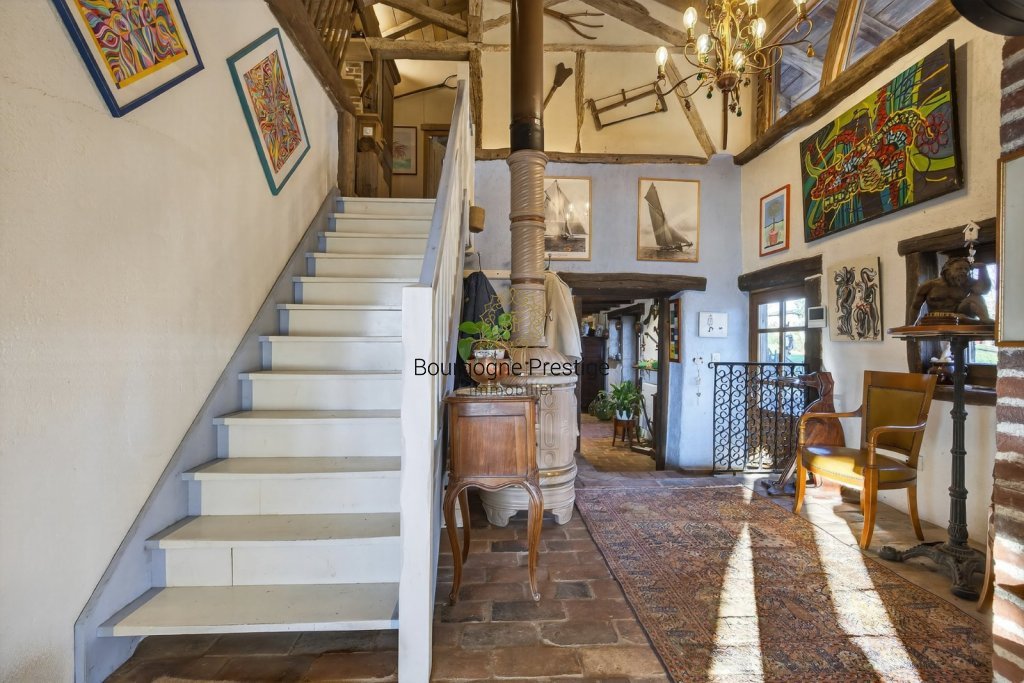 PROPRIETE A VENDRE - LOUHANS - 239 m2 - 595�000�&euro;