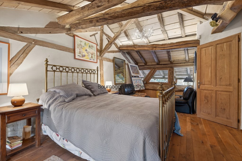 PROPRIETE A VENDRE - LOUHANS - 239 m2 - 595 000 &euro;